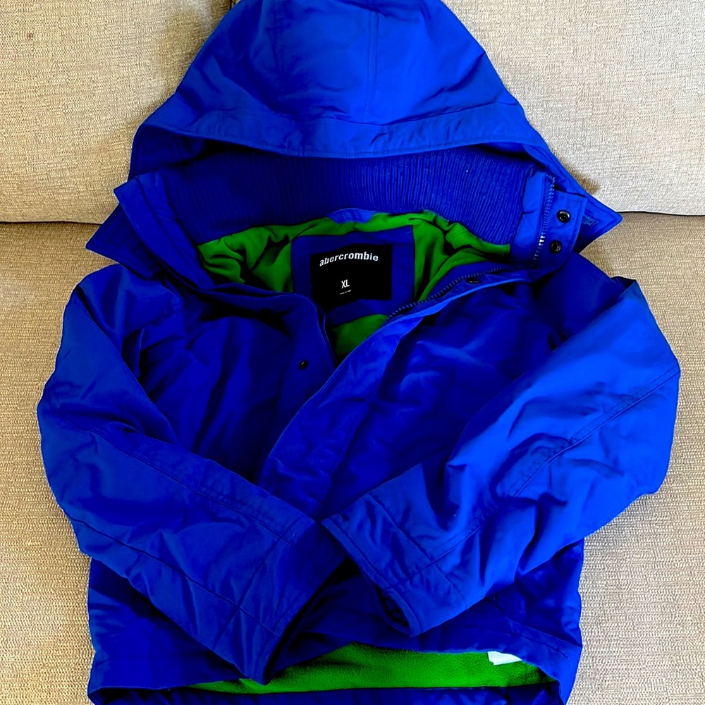Abercrombie & Fitch boys XL jacket. Used only 3 times.